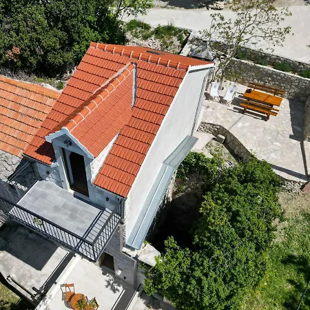 Stone House Marinko - Free Parking بيت للعطل *