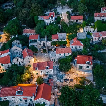 بيت للعطل Stone House Marinko - Free Parking *