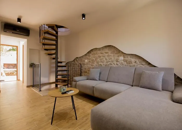 Stone House Marinko - Free Parking بيت للعطل Tučepi