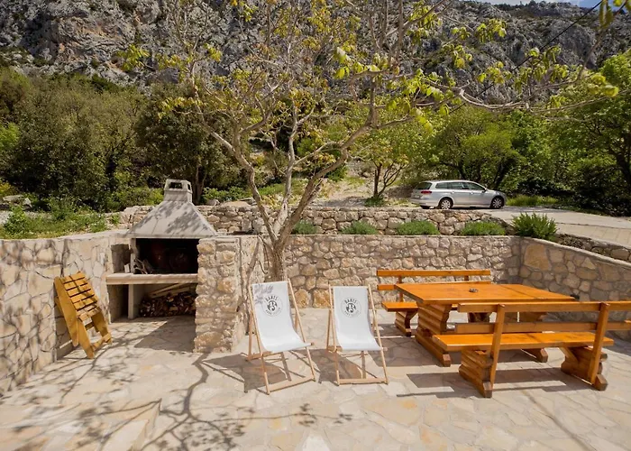 بيت للعطل Stone House Marinko - Free Parking