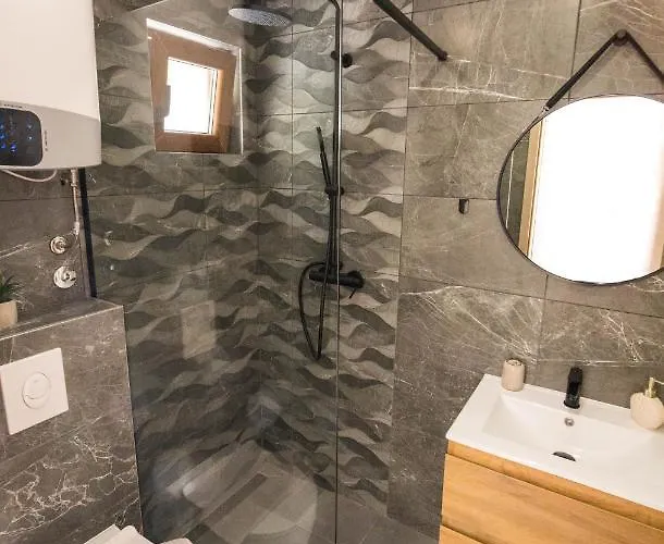 بيت للعطل Stone House Marinko - Free Parking