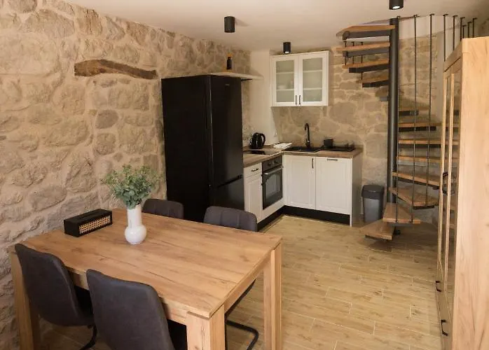 Stone House Marinko - Free Parking